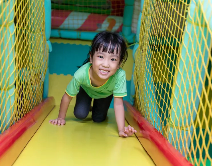 Filet antichute pour playground ou trampolines élastiques jaune